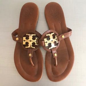 Good Condition Tory Burch Gold/Brown Thong Sandal